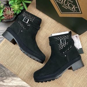 muck breezy ankle boot